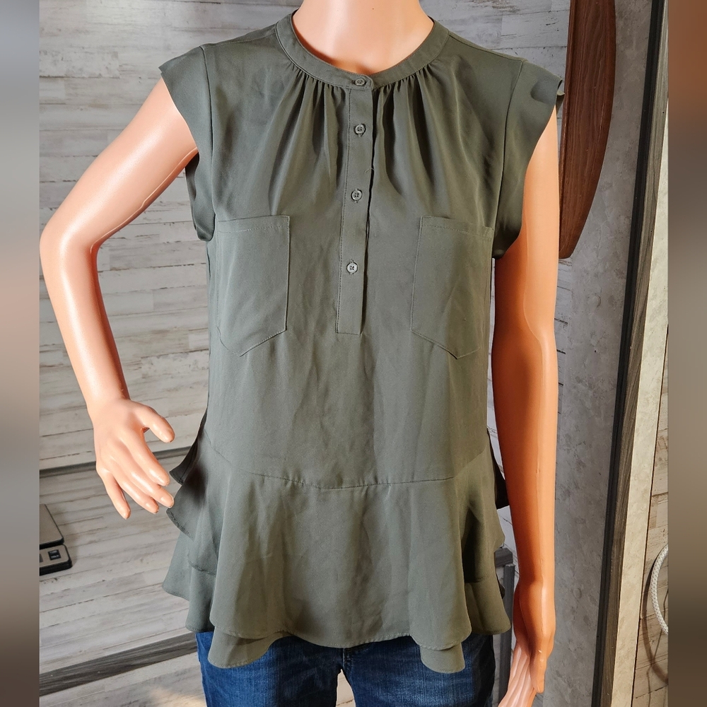 Wasabi Olive Ruffle Peplum Henley Top Women’s S